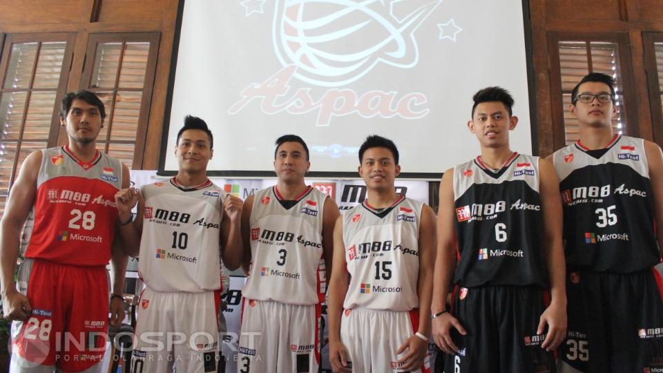 Jersey yang bakal dikenakan skuat M88 Aspac Jakarta musim 2016 mendatang.